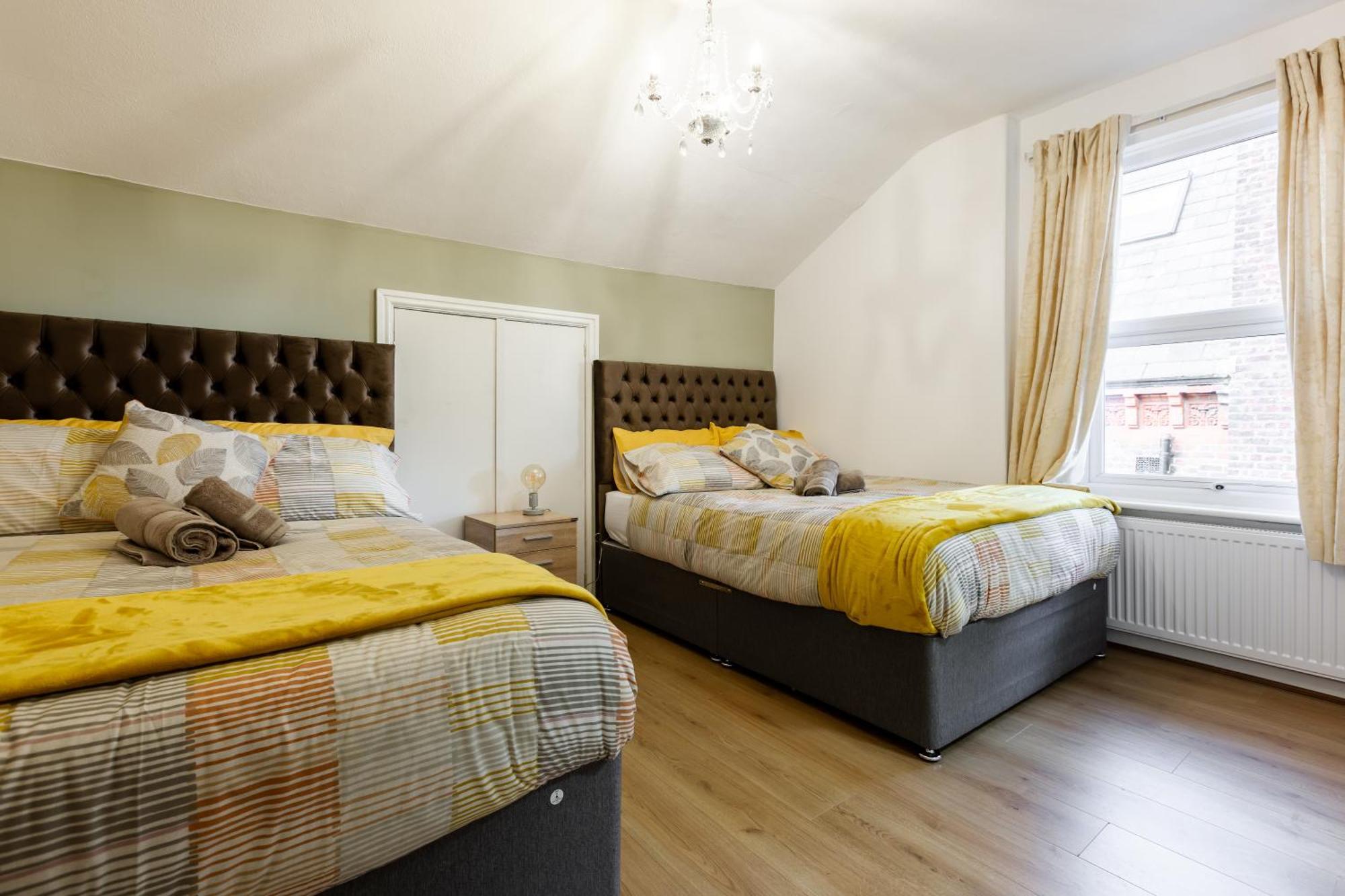 Grand Victorian Villa 6 - En-Suites, Hot Tub, Cinema Room, Private Parking & Park View Liverpool Exterior foto
