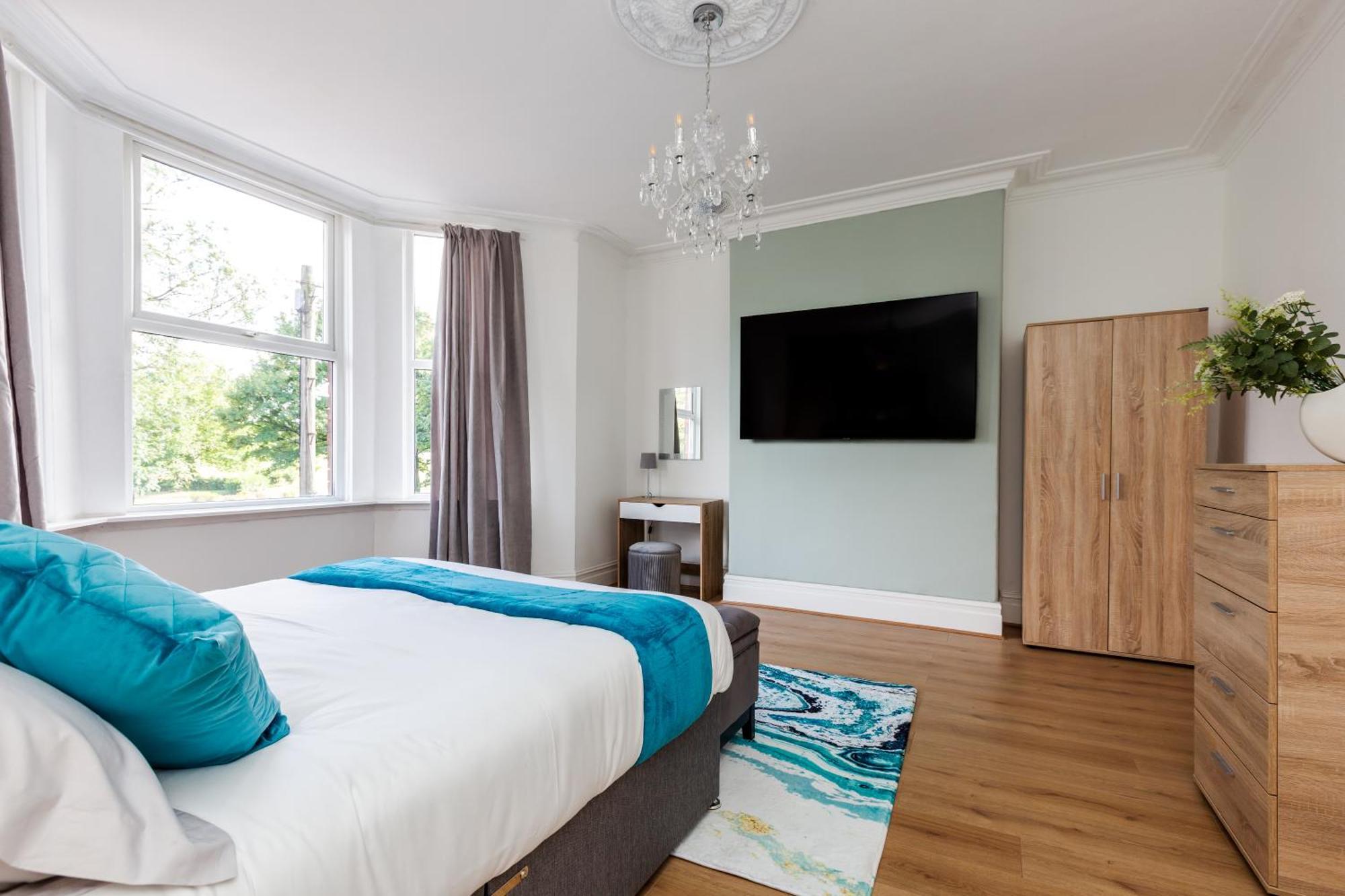 Grand Victorian Villa 6 - En-Suites, Hot Tub, Cinema Room, Private Parking & Park View Liverpool Exterior foto